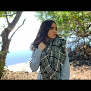 Blanket Scarf Black and White Tartan Oversized